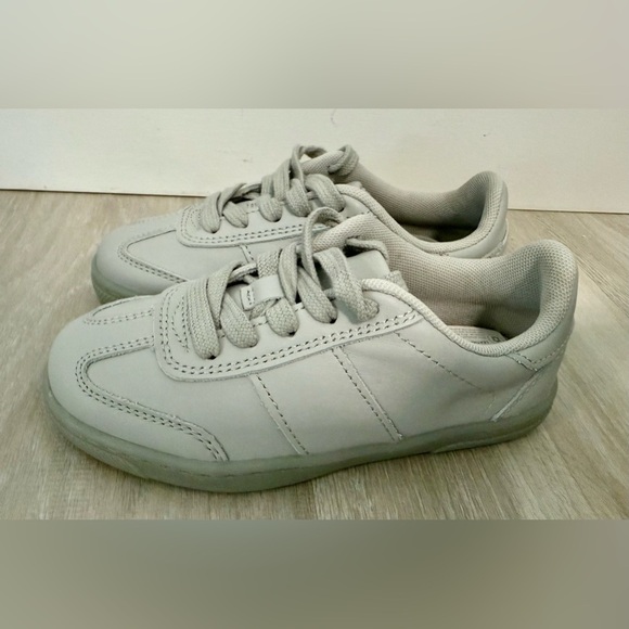 New Zara Kids Shoes Boys Leather Gray Sneakers Sz 12 - Picture 6 of 10